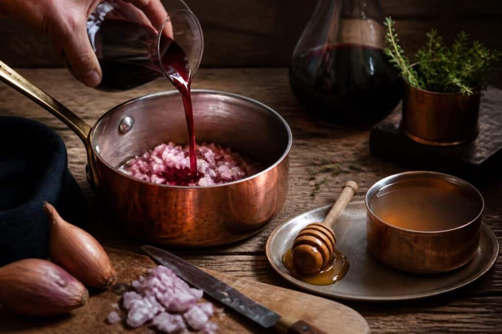 découvrez comment préparer une délicieuse sauce pour magret de canard avec notre recette claire et nos conseils utiles pour sublimer votre plat.
